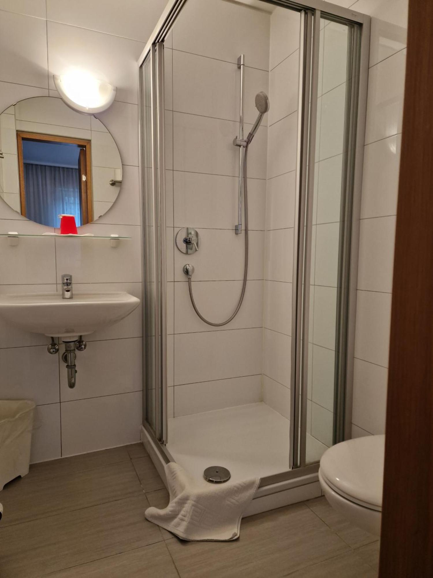 Gaestehaus Schniepp Hotel 2*